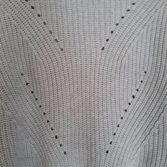 ECO by Design Women's Gray Soft Cable Knit Crop Sweater Size M - Picture 6 of 10